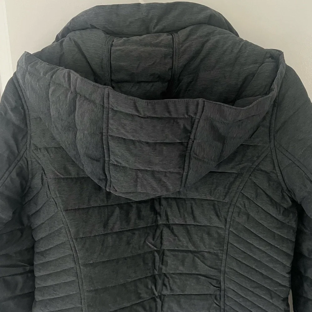 Nautica Women's Dark Gray Packable Puffer Jacket - Picture 9 of 10